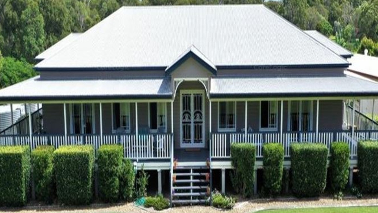 126 Davenport Drive, Coonarr.