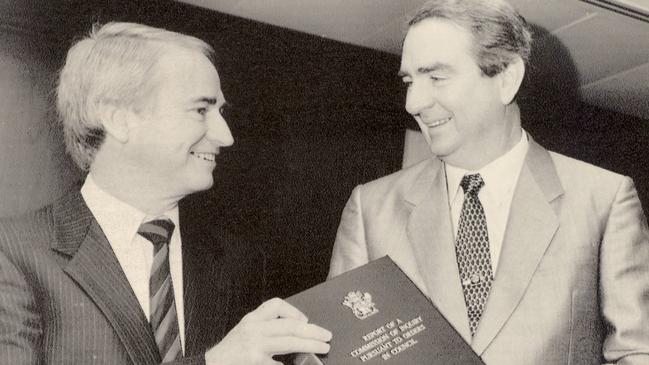 Tony Fitzgerald QC with premier Mike Ahern handing down the report of the Commission of Inquiry on July 3, 1989.