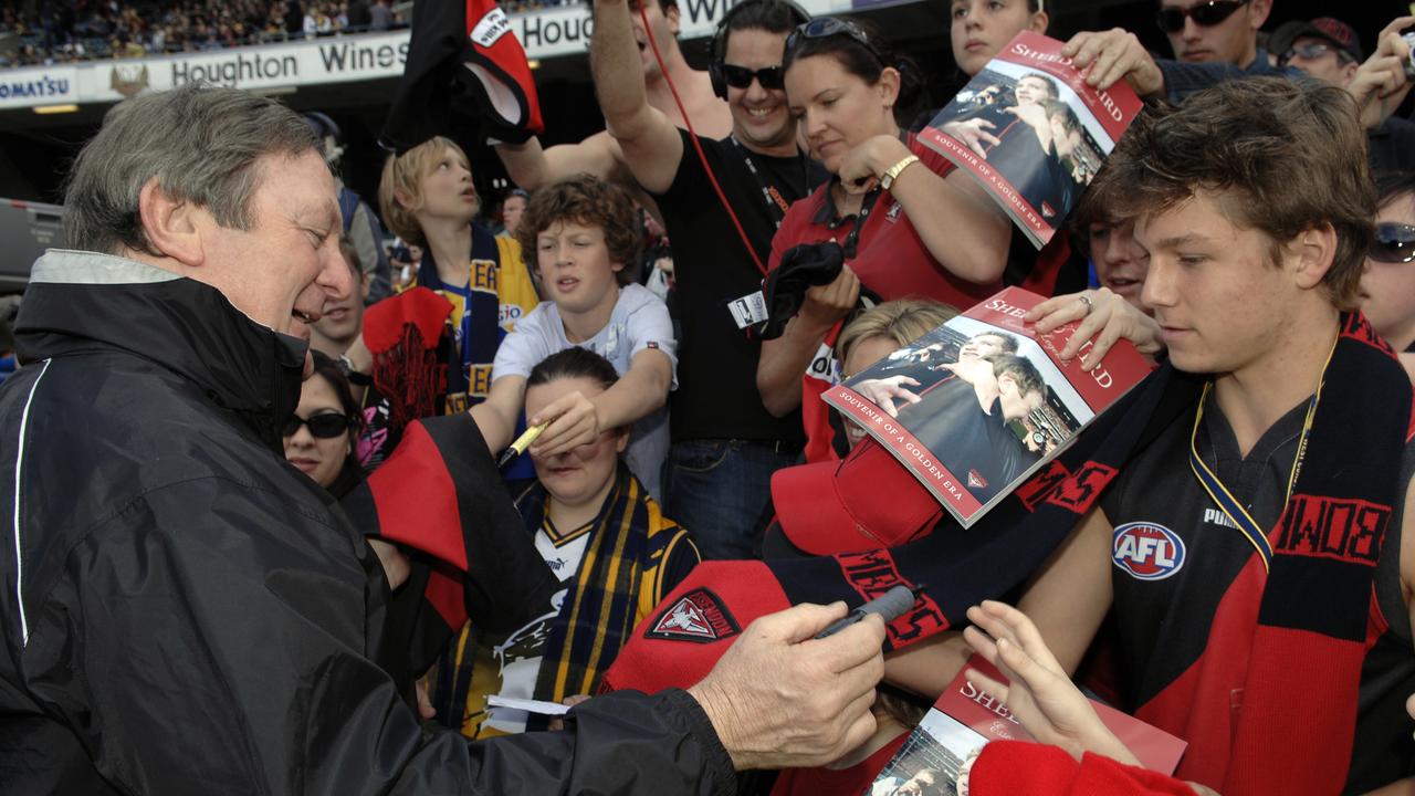 Essendon fans say goodbye to Kevin Sheedy. Picture: Jody D’Arcy