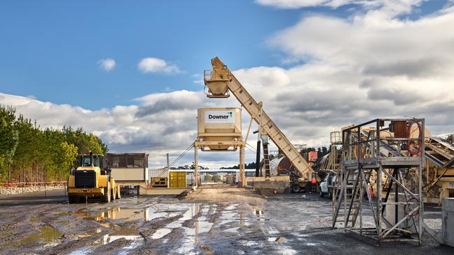 Hobart airport update with temporary lifting of 10pm construction curfew over Christmas period. Norris Carter CEO Hobart Airport and Russell Aschmann Executive General Manager Infrastructure. Picture: Supplied