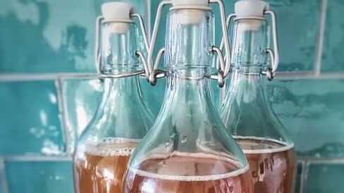 Kombucha is said to have a number of health benefits.