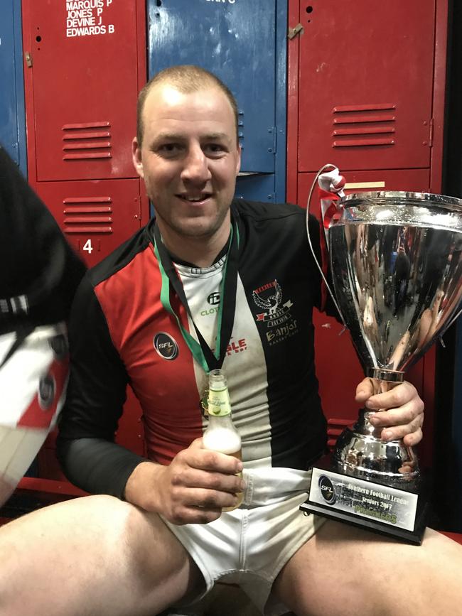 Jason Laycock, pictured after winning the Gorringe-Martyn Medal in 2017, has been lured out of retirement and will join the Tigers. Picture: WADE GLEESON