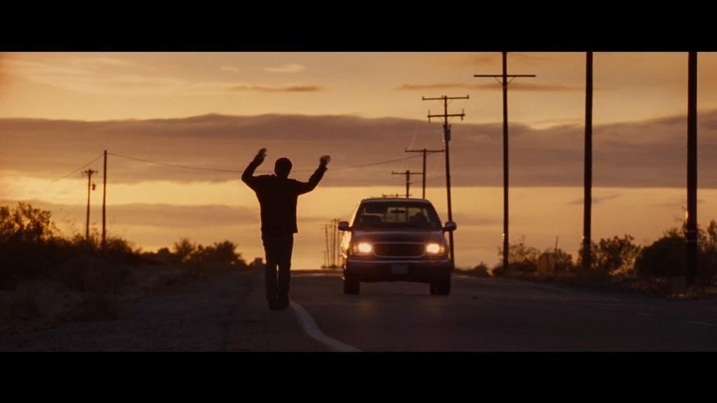 Jake Gyllenhaal toys with Amy Adams in Nocturnal Animals  —  Australia's leading news site