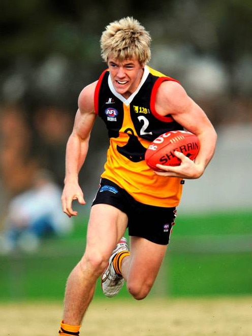 Luke Parker in action with the Dandenong Stingrays.