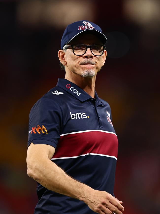 Les Kiss will stay on with the Reds in 2026. Picture: Chris Hyde/Getty Images