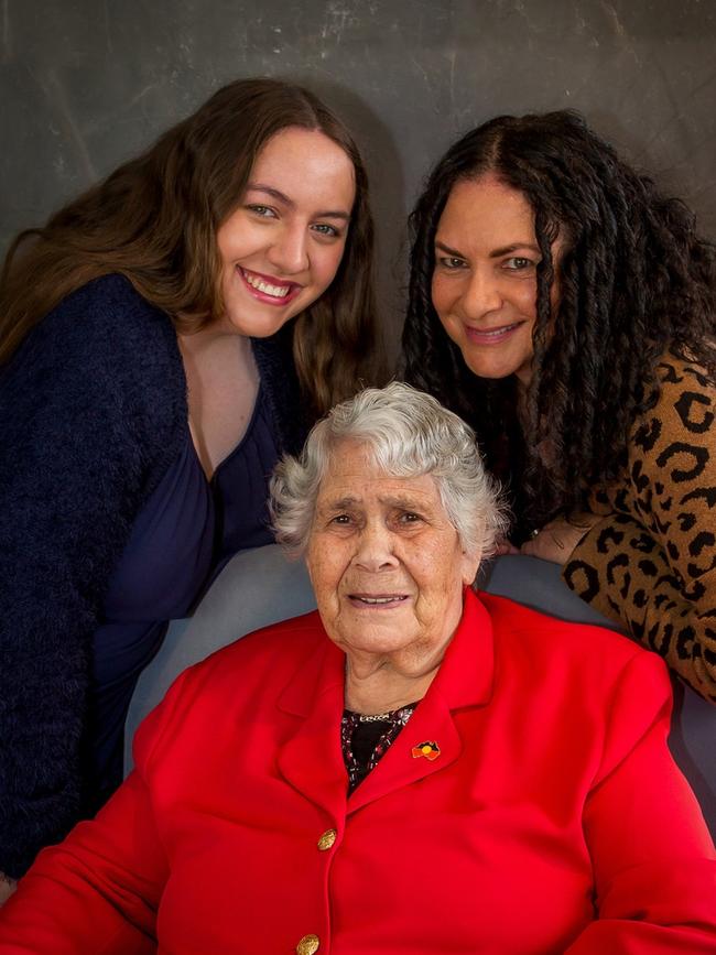 Dr Lowitja O’Donoghue with Ruby Edwards and Deb Edwards. Picture: Leanne King