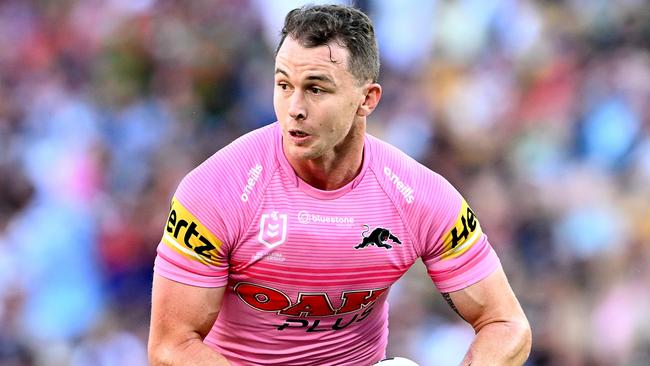 BRISBANE, AUSTRALIA - MAY 06: Dylan Edwards of the Panthers runs with the ball during the round 10 NRL match between the New Zealand Warriors and Penrith Panthers at Suncorp Stadium on May 06, 2023 in Brisbane, Australia. (Photo by Bradley Kanaris/Getty Images)