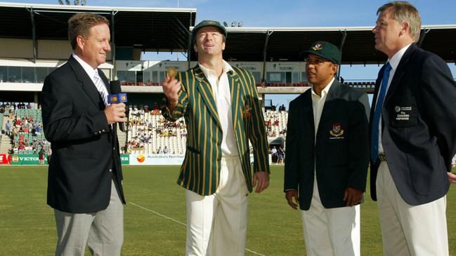 Steve Waugh tosses the coin as Bangladesh captain Khaled Mahmud, Ian Healy (left) and match referee Mike Proctor (right) look on.