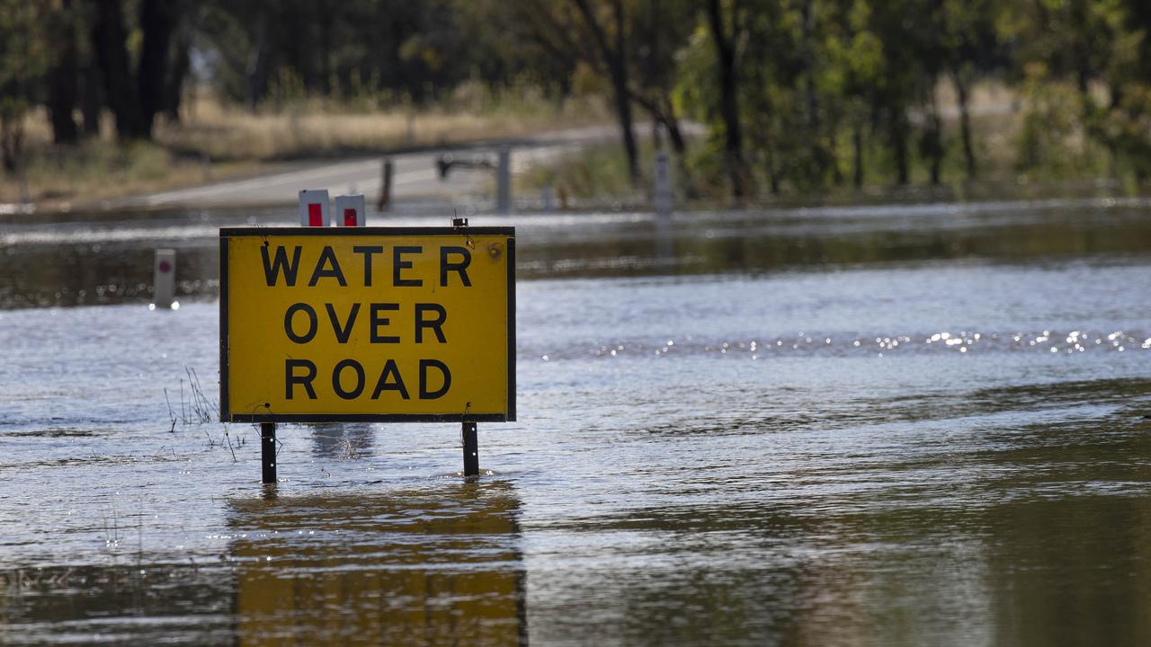 Flooding: SES issues evacuation order for low-lying areas of Forbes as ...