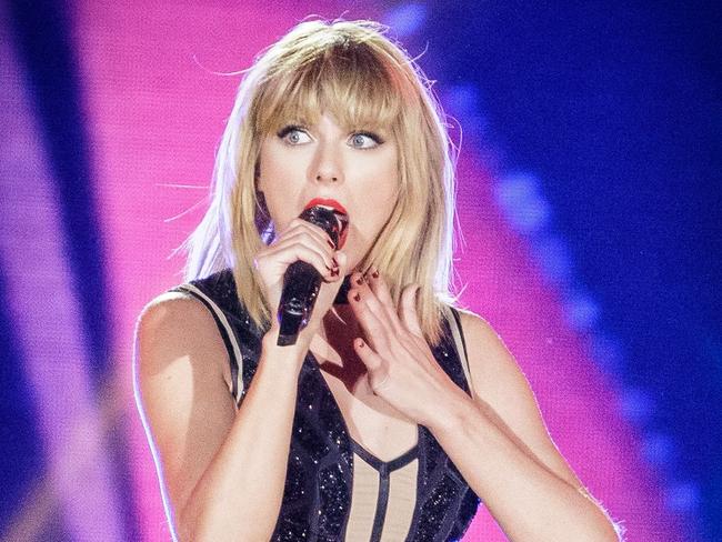 (FILES) This file photo taken on October 21, 2016 shows singer-songwriter Taylor Swift performing her only full concert of 2016 during the Formula 1 United States Grand Prix at Circuit of The Americas in Austin, Texas. Taylor Swift led the nominations announced on October 4, 2017 for the MTV Europe Music Awards after she caused a stir with her vengeful new persona on "Look What You Made Me Do." The pop superstar was up for six prizes including Best Artist and Best Video at the international edition of MTV's awards gala, which will take place in London on November 12.  / AFP PHOTO / SUZANNE CORDEIRO