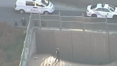 Traffic chaos as police incident blocks Brisbane tunnel