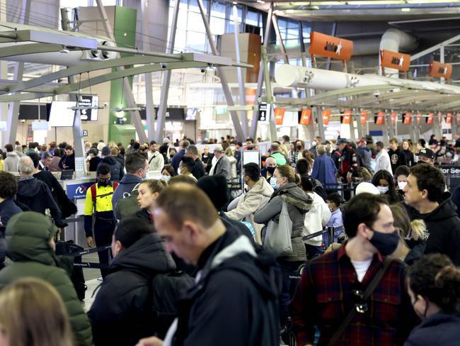 SYDNEY, AUSTRALIA - NewsWire Photos JULY 1, 2022: A busy T2 Domestic departures  terminal at Sydney Airport ahead of the Winter School Holidays.Picture: NCA NewsWire / Damian Shaw