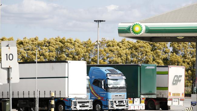 The BP Service Station in Archerfield which has been visited by two Covid-19 positive truck drivers. Picture: /Josh Woning