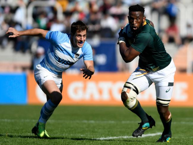 Argentina's Los Pumas Gonzalo Bertranou (L) will play scrum-half against Australia on Saturday night. Picture: AFP