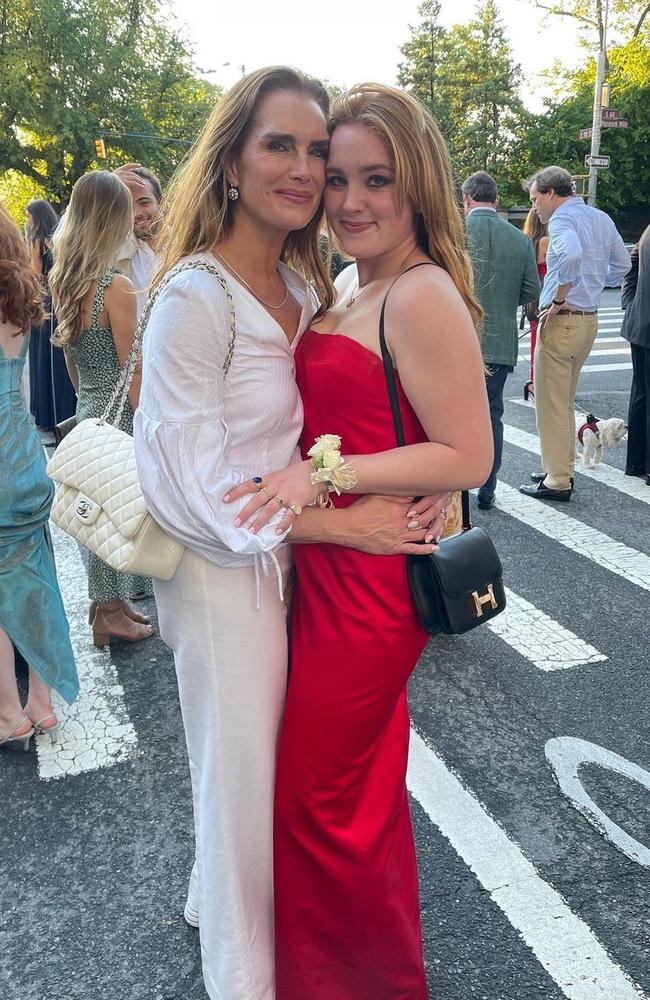 Brooke Shields’ daughter Rowan puts her own spin on the star’s 1998 Golden Globes gown for the prom. Picture: Instagram