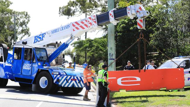 Heavy concrete barriers replace the Plastic water filled ones on the NSW / QLD border on MIles Street Kirra.Photo: Scott Powick Newscorp