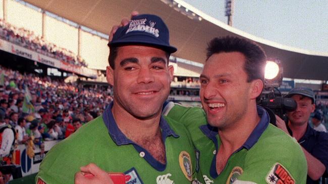 Mal Meninga and Laurie Daley celebrate Canberra’s 1994 premiership win.