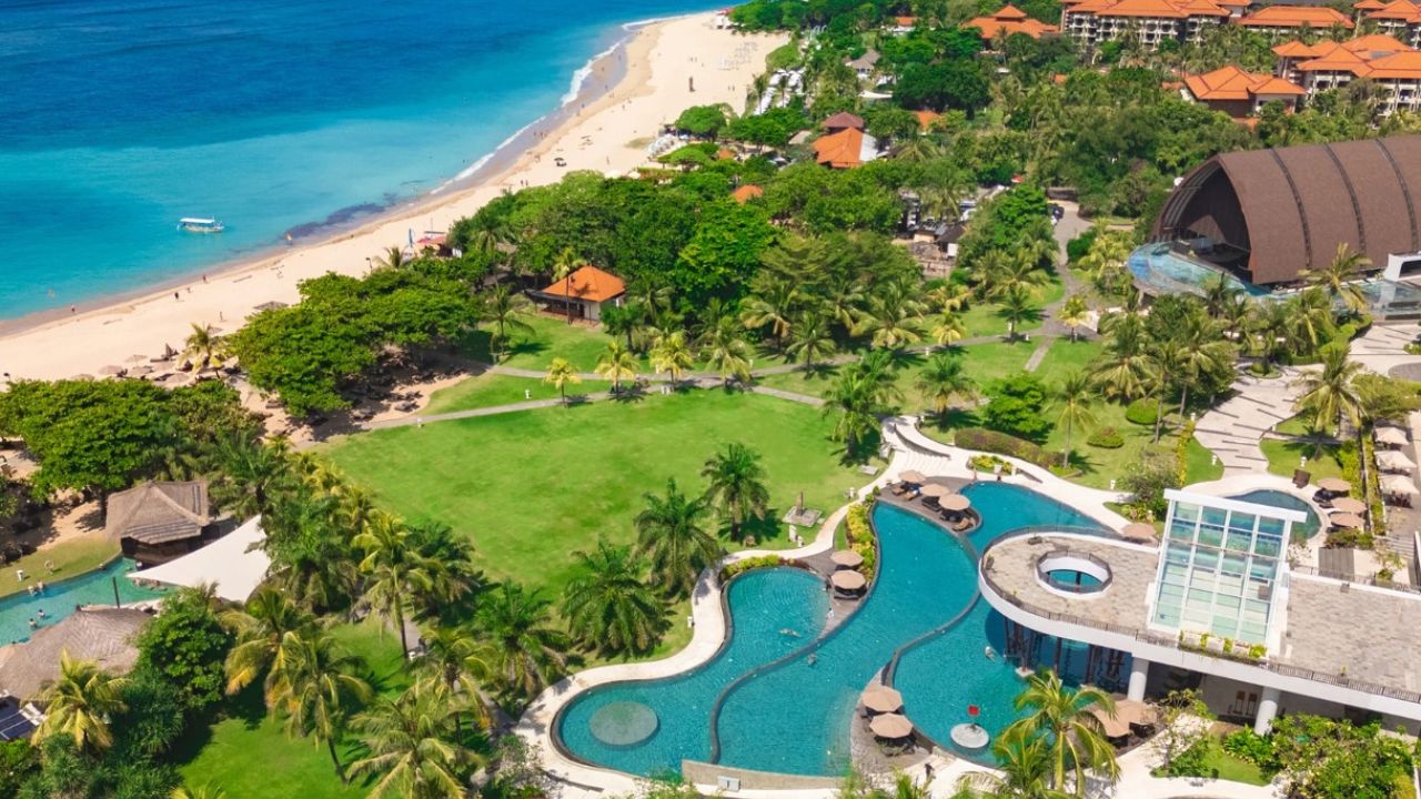 Enjoy this five-star beach front resort in beautiful Nusa Dua for less than half price. Picture: Luxury Escapes