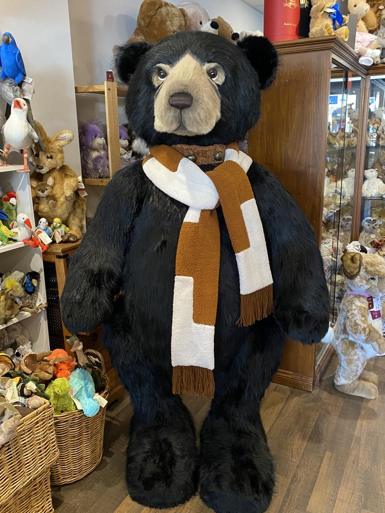 Stuffed best sale bear store