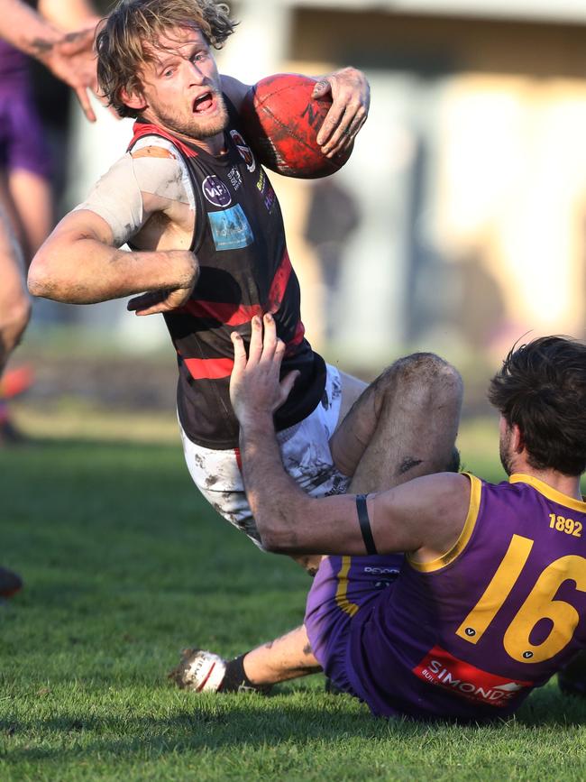 William Hams was desperate to avoid this tackle. Picture: Stuart Milligan