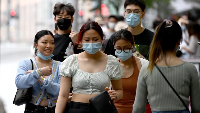 Experts say N95 masks provide better protection against coronavirus infection different to surgical masks. Picture: Jeremy Piper