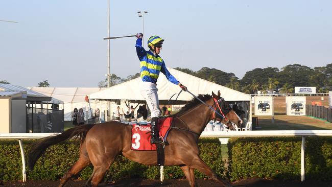 Jarrod Todd rides Playoffs over the finish line to win the Darwin Cup 2022. Picture: (A)manda Parkinson