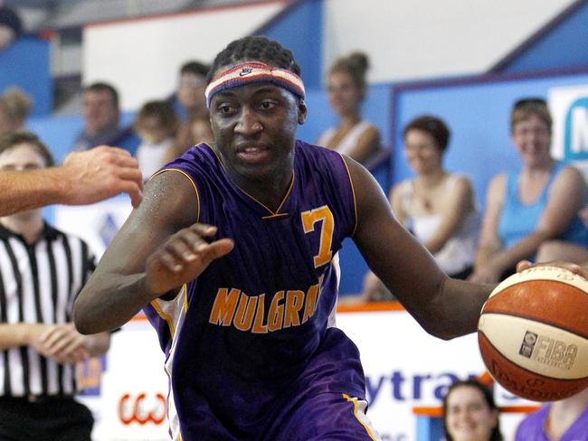 FNQ basketball Super League. Saints v Mulgrave Magic. Magic's Charles Opio