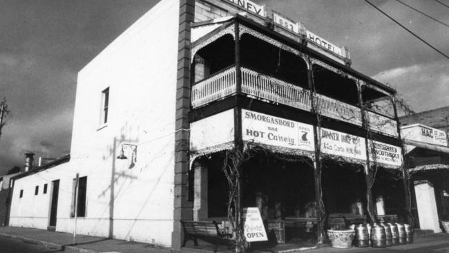 1989 – Hackney Hotel, Adelaide