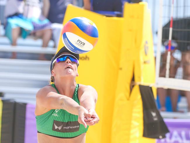 Queenslands Georgia Johnson at the Australian Beach Volleyball Championships in Coolangatta. Picture: Glenn Campbell