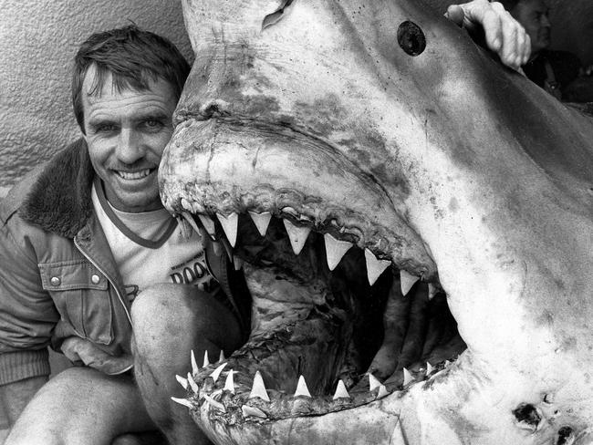 Vic Hislop and a 7m white pointer shark caught off Phillip Island in 1987.