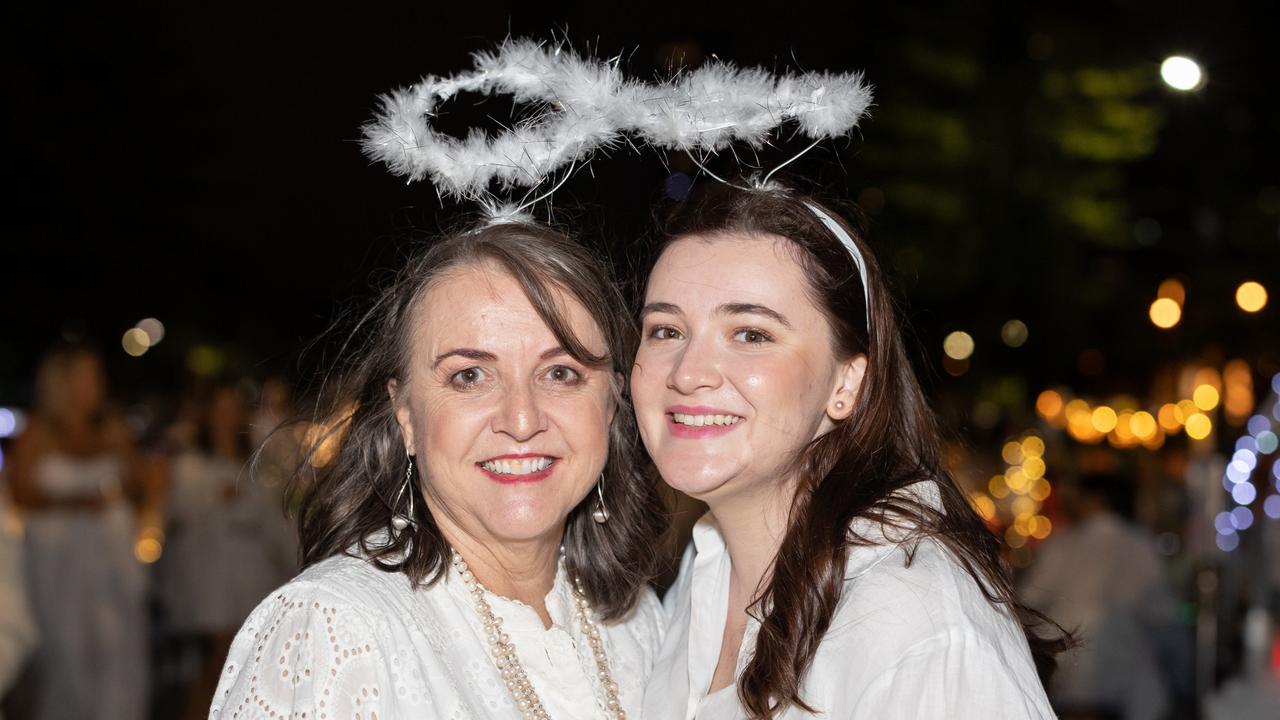 Claire Cartwright and Georgia Cartwright. The Pulse for DÃ&#131;Â®ner en Blanc Gold Coast at Broadbeach Park on April 22, 2023. Picture: Celeste Humphrey