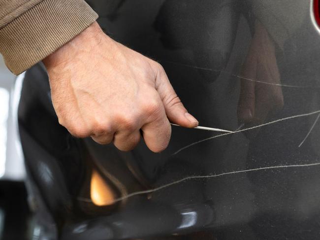 Brisbane man sues cops for $1bn over car scratch