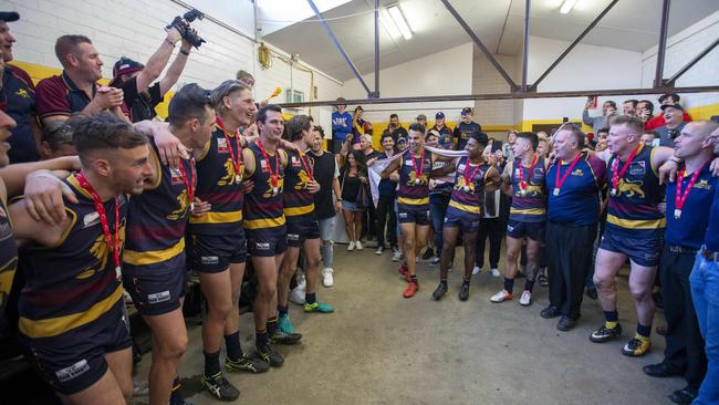 Doncaster East celebrates its 2019 flag. Picture: Valeriu Campan