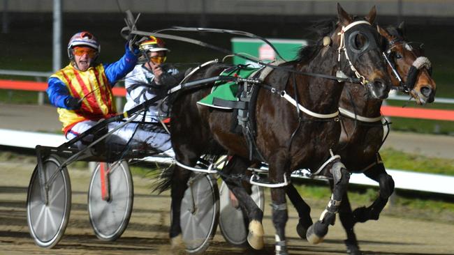 Lake Eyre (Mark Yole) brings up trainer Ben Yole's 100th winner for the season in Hobart. Picture: TASRACING