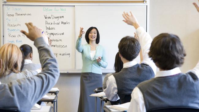 Teachers are calling on the government to take further action to improve working conditions and remedy the teacher shortage.