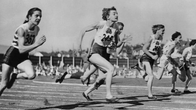 Australian athlete Marjorie Jackson (245) wins the first heat of the Women's 100 Yard Dash at the British Empire Games in Vancouver, August 6, 1954. Picture: Keystone / Hulton Archive / Getty Images