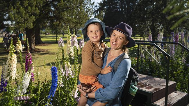 Scotty and Amy Patterson in Queens Park for Carnival of Flowers, Saturday, September 21, 2024. Picture: Kevin Farmer