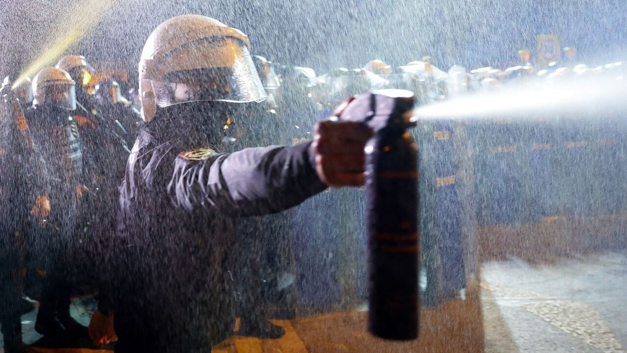 Turkish protesters clash with police over Istanbul mayor’s detention ...