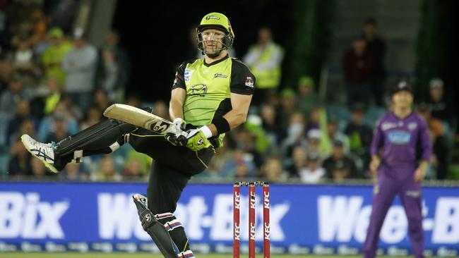 Shane Watson turned back the clock for the Thunder to make a huge hundred and massive SuperCoach BBL points