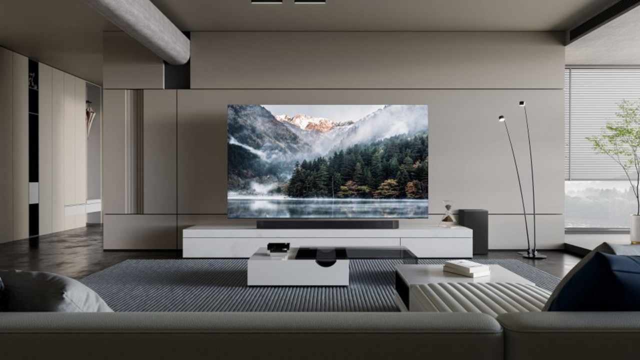 Samsung's QN900D Neo QLED 8K TV.