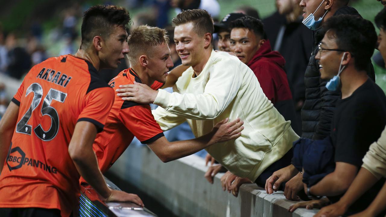 A-League: Sydney FC Defeats Wellington Phoenix, Tom Juric, Macarthur ...