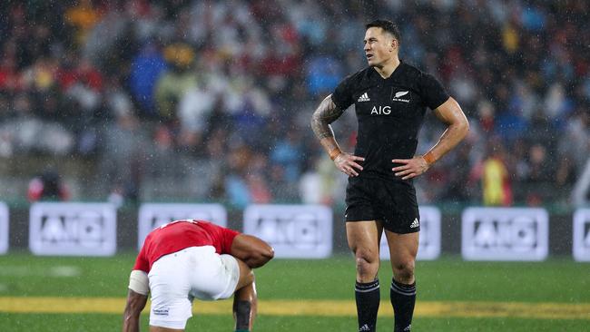 Sonny Bill Williams Red Card Shoulder Charge Video On Anthony Watson In All Blacks Lions Series