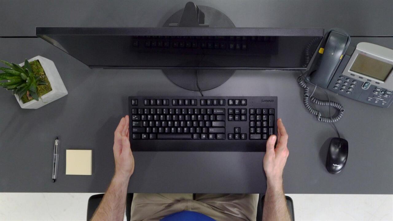 How to Set Up Your Desk Ergonomically