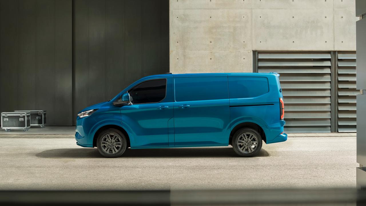 Ford hasn’t revealed any technical details about the E-Transit Custom.