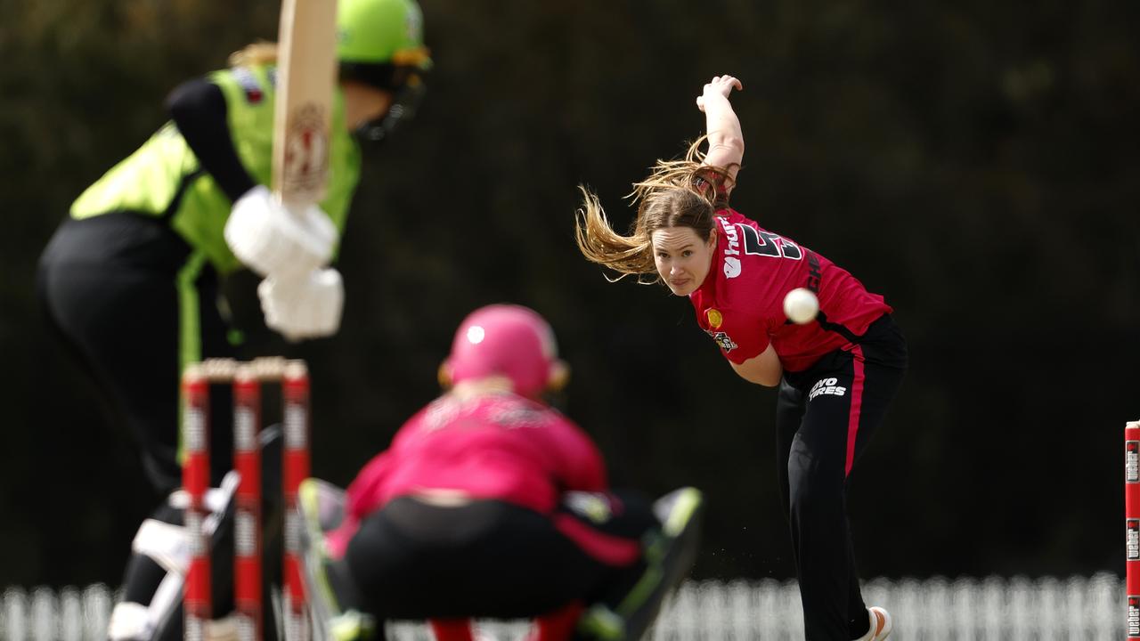 Lauren Cheatle bowls to Sammy-Jo Johnson. Picture: Phil Hillyard