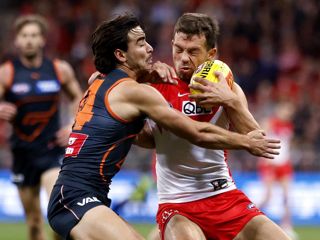 The Giants will be without the pressure of Toby Bedford (L) and Brent Daniels for their crucial clash against Port Adelaide. Picture: Phil Hillyard