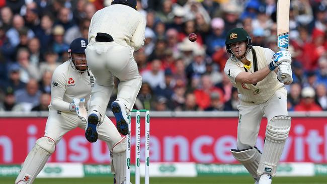 Smith picked up where he left of prior to his injury, with the England bowlers failing to trouble him.