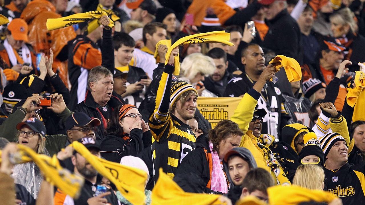 Photos: The Bengals' Crowd At Kickoff Today Is Embarrassing - The