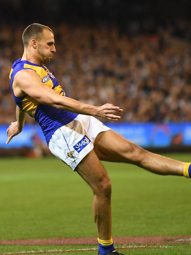 Dom Sheed had another big shot at goal in the final term. Pic: AAP