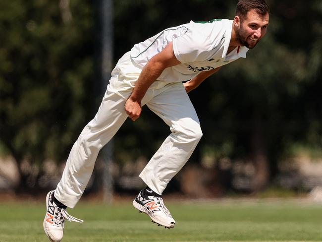 Greater Northern bowler Jonathon Chapman will look to guide his team back into the top four with both the bat and the ball in the final weeks of the season. (Photo by Martin Keep/Getty Images)